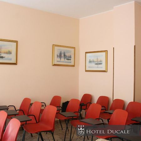 Hotel Ducale Vigevano Bagian luar foto