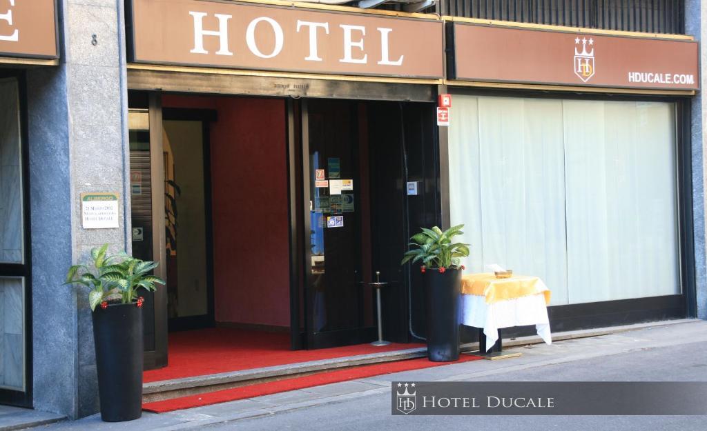Hotel Ducale Vigevano Ruang foto